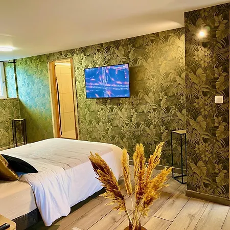 Konukevi Le Manoir Des Haies Les Champs-Géraux
